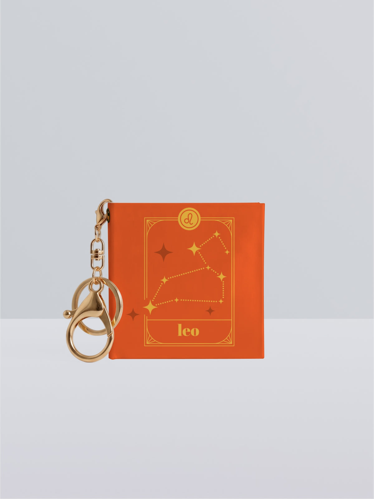 Leo Photobook Charm