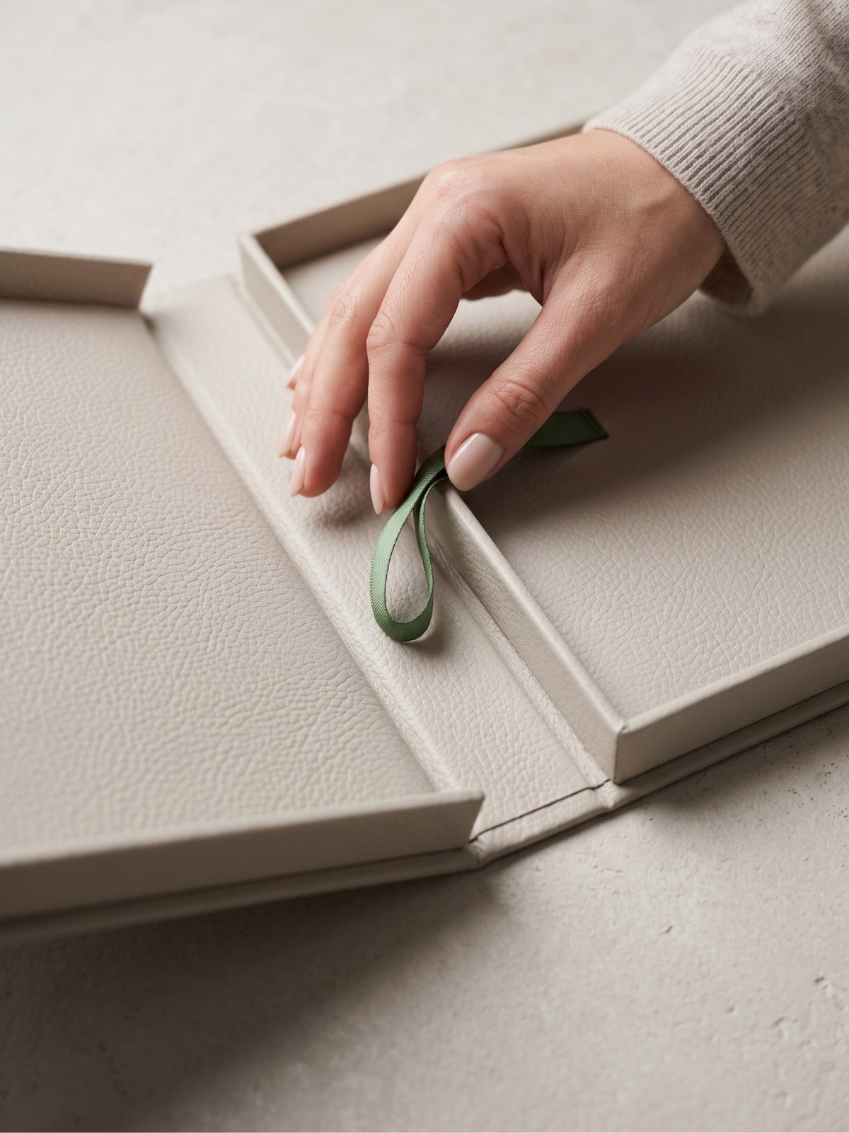 Presentation Box Accessories